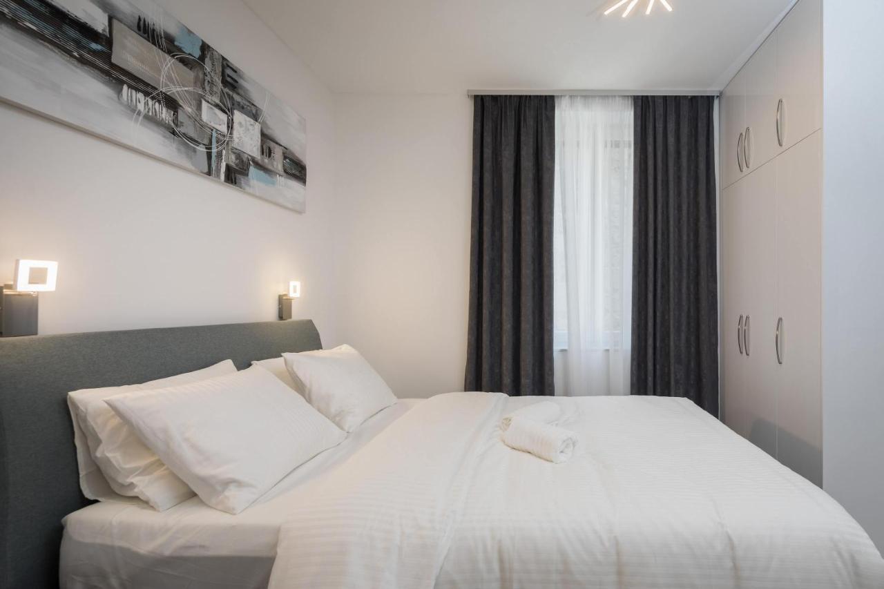 Luxury Studios & Rooms Seven Split Exterior photo